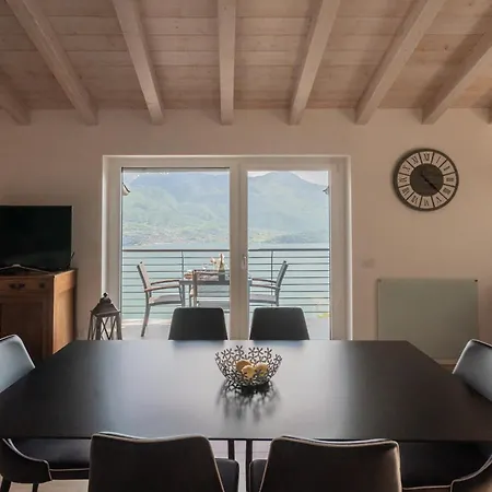 Blooms By The By Rent Gera Lario