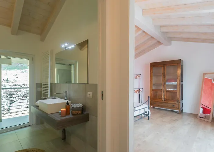 Апартаменты Blooms By The By Rent *