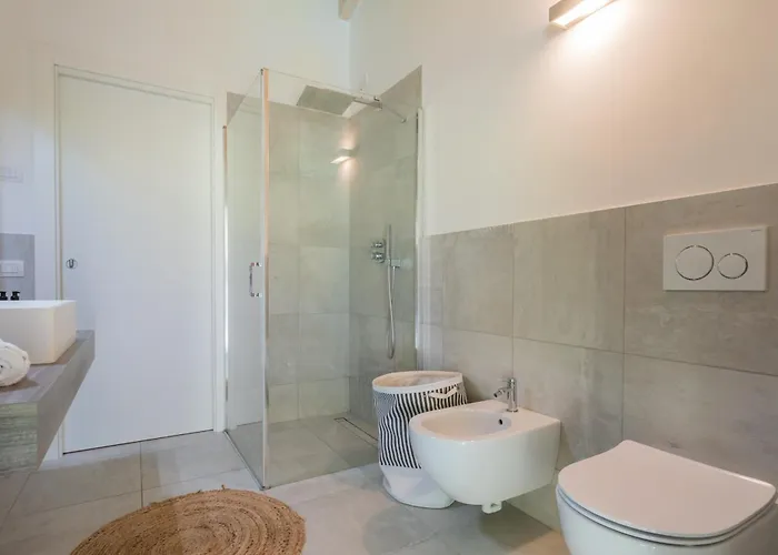 Blooms By The By Rent Апартаменты *