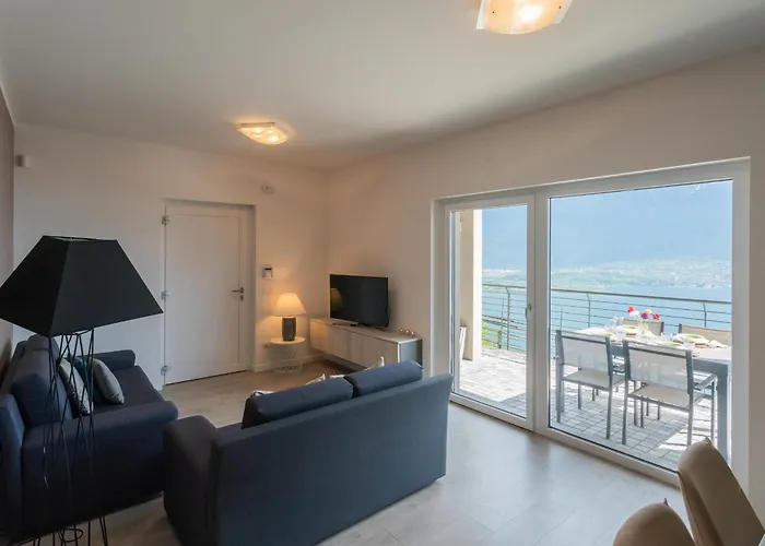 Blooms By The By Rent Апартаменты *