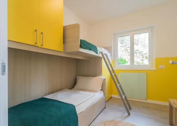 Blooms By The By Rent Апартаменты