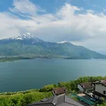 Apartment Blooms By The Gera Lario