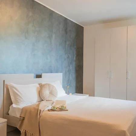 Appartamento Blooms By The By Rent