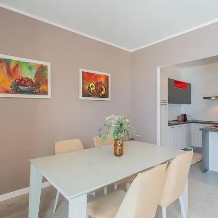 Blooms By The By Rent *