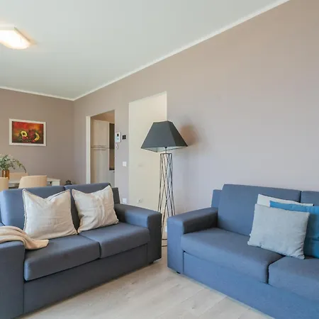 Appartamento Blooms By The By Rent Gera Lario