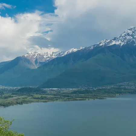 Appartamento Blooms By The By Rent Gera Lario