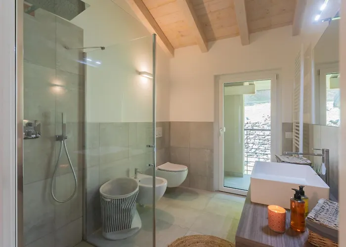 Апартаменты Blooms By The By Rent *