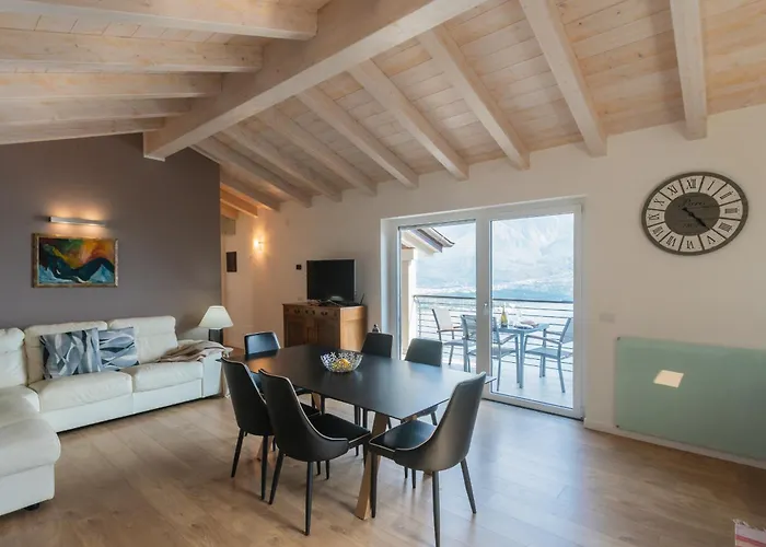 Blooms By The By Rent Джера-Ларио