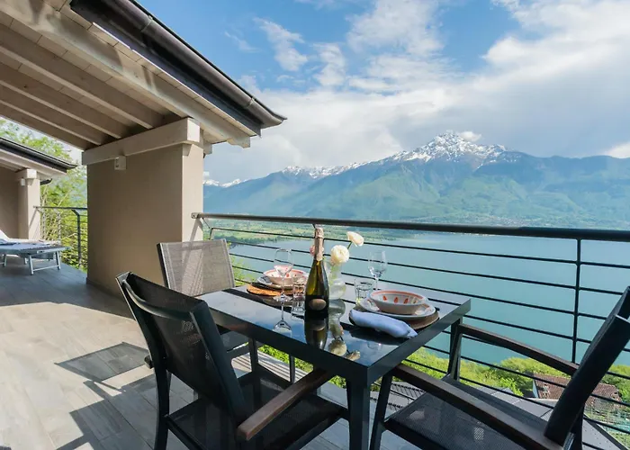 Апартаменты Blooms By The By Rent Джера-Ларио